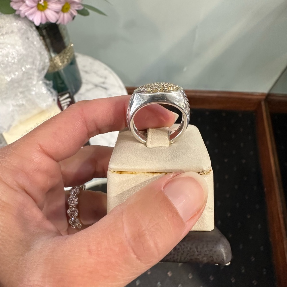 David Yurman Ring - Picture 2 of 3